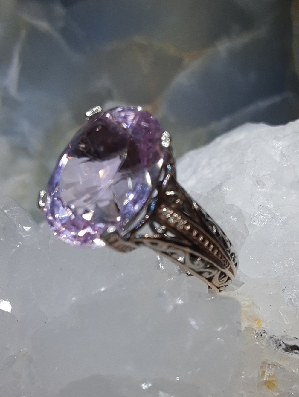 925 Genuine 16mm×12mm Kunzite Ring. Gorgeous Colour.